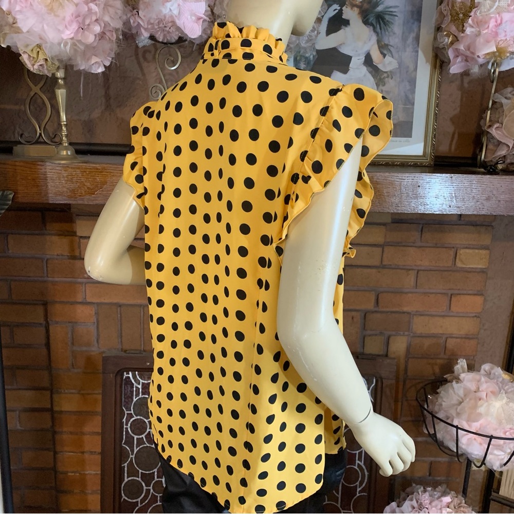 NEW YORK & COMPANY 7TH AVENUE DESIGN YELLOW & BLACK POLKA-DOT BLOUSE NWT (L) - Picture 4 of 12